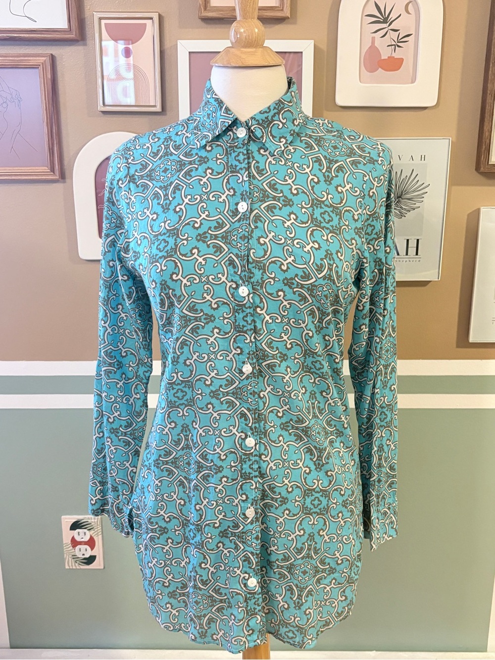 Tommy Bahama Damask Scroll Abstract Geometric Print Button Down Shirt